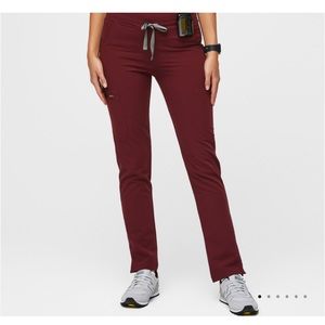 Figs women’s burgundy yola petite skinny scrub pants XL